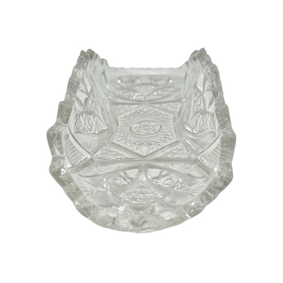 Vintage Clear Pressed Glass Serving Dish With Scalloped Edges & Floral Patterns - Picture 4 of 7